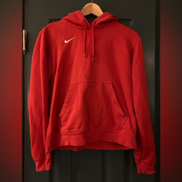 Nike Tops - Gently Used Red Nike Women’s Medium Hoodie